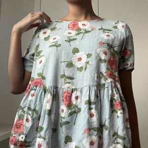 Blue Floral Printed Blouse Size Medium